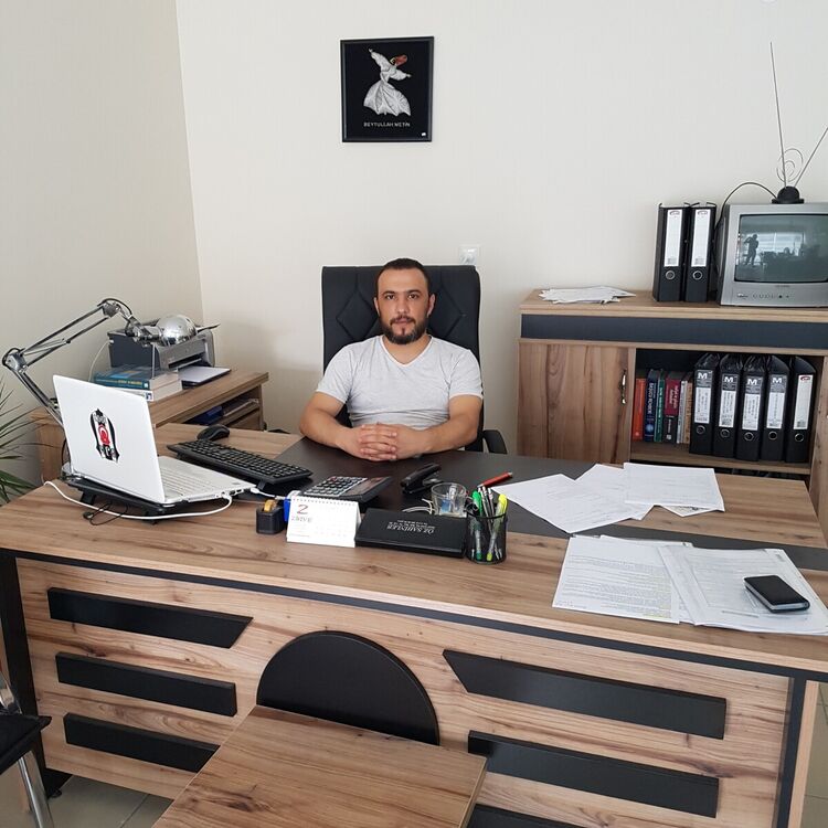  20049184  Yusuf, 42 ,    