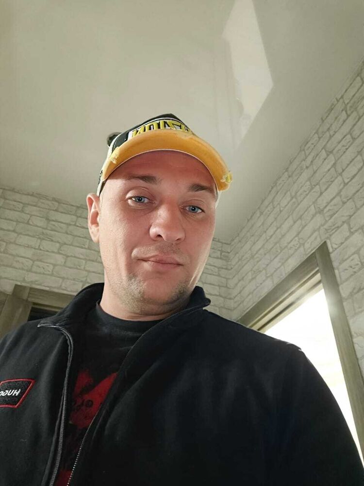  ,   Igor, 35 ,   ,   , c 