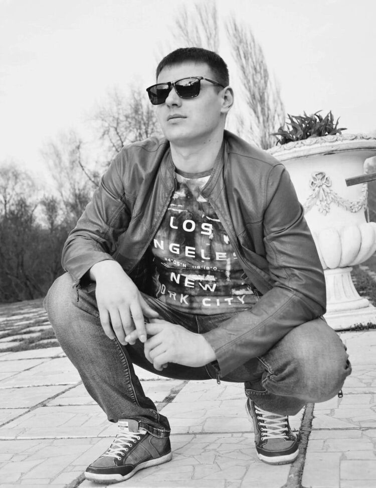 ���� 30802314 ������� Max, 37 ���, ���� ���������� � ����������