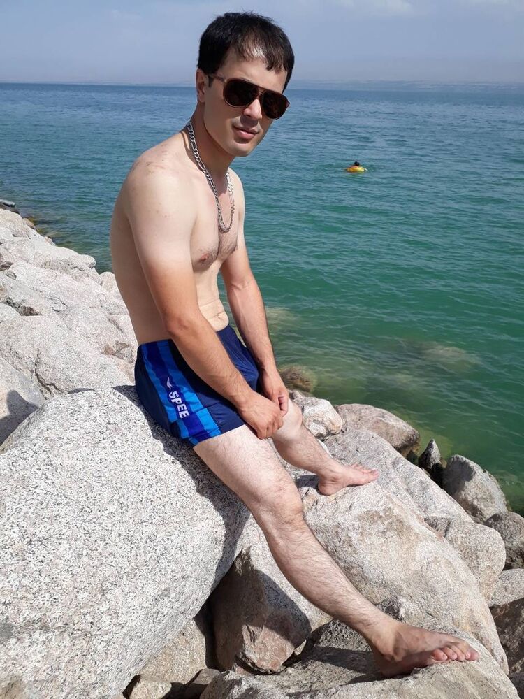  ,   Dadojon, 33 ,   ,   , c 