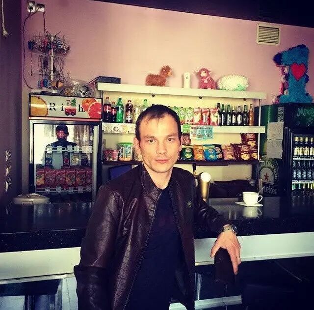  --,   , 37 ,     , c 
