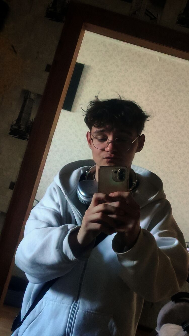  53589114  , 18 ,    -