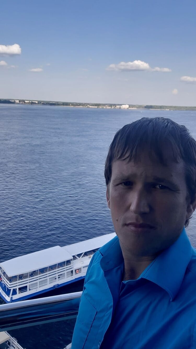  53003994  Vadim, 27 ,    