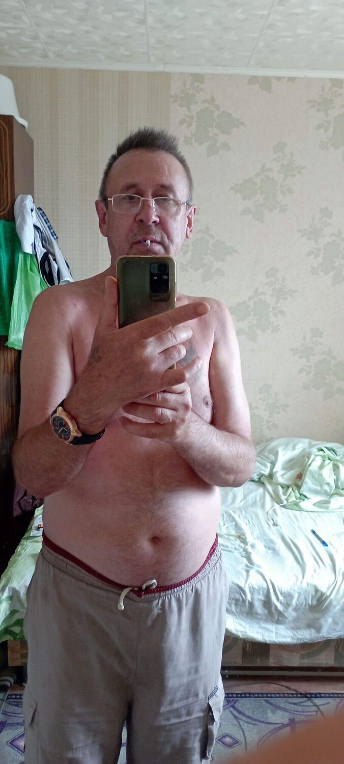  ,   Viktor, 61 ,   ,   , c , 