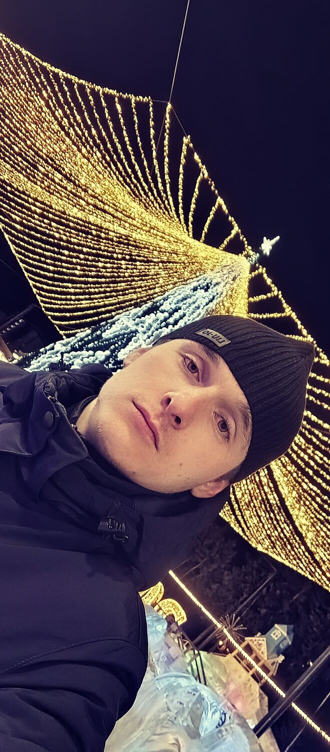  ,   Petr, 28 ,   ,   