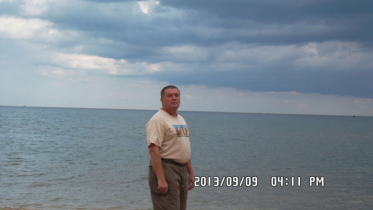  4409094  Peetr, 66 ,    