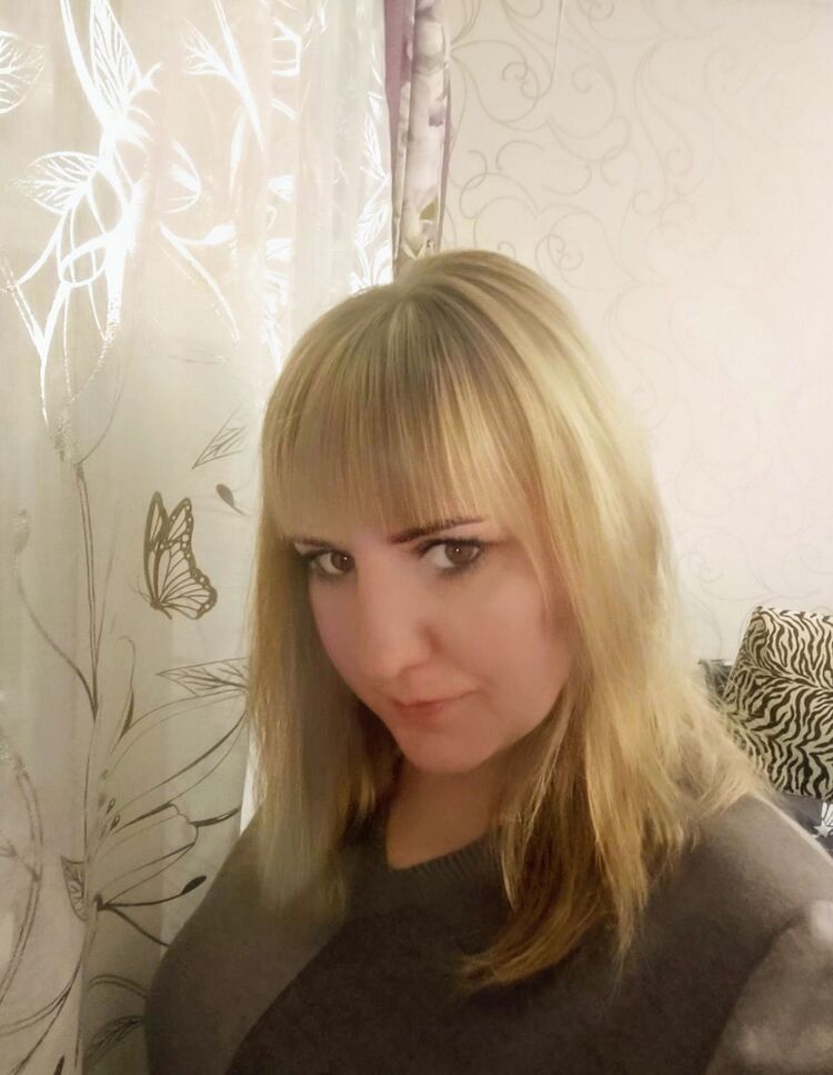 47042874  , 35 ,    