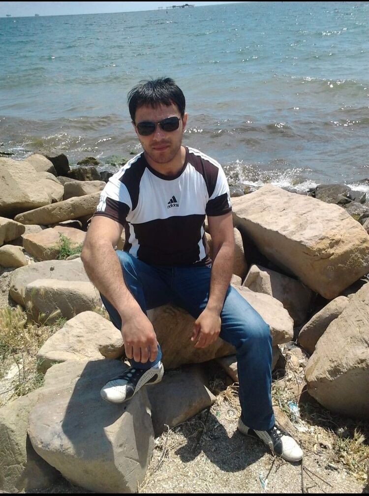  47030554  Shameddin, 24 ,    