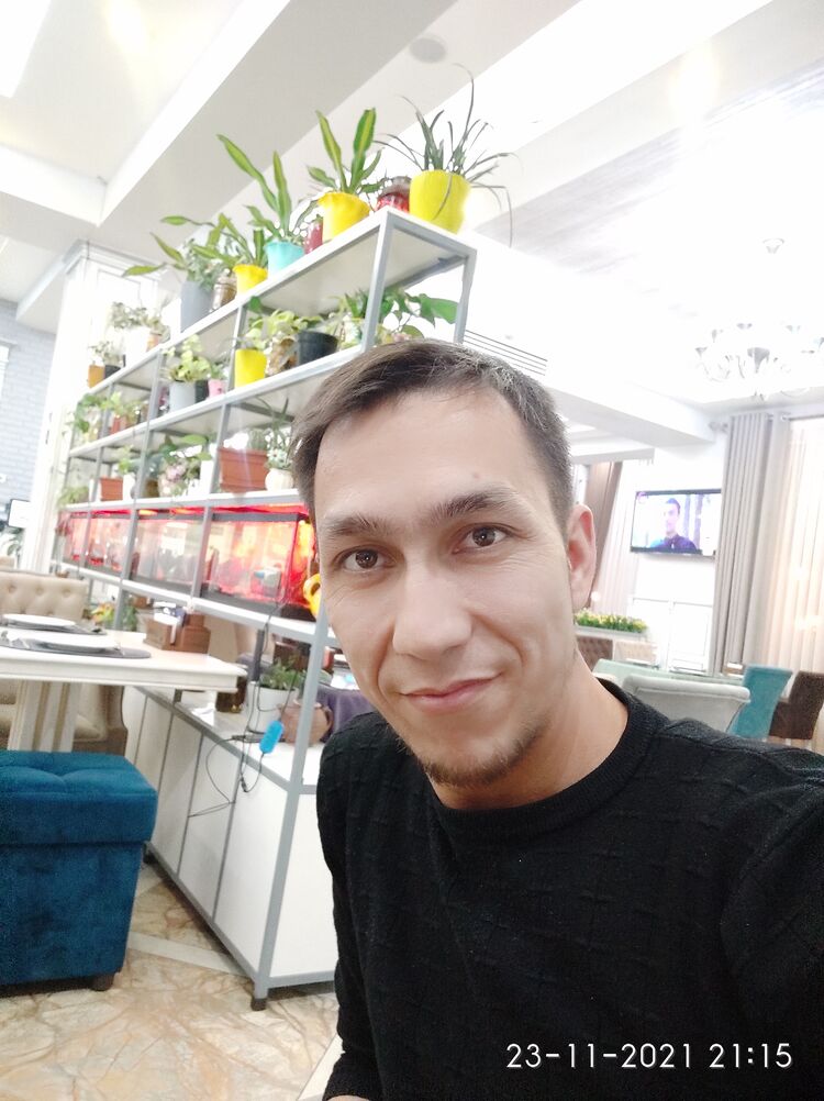  ,   Aziz, 32 ,   ,   