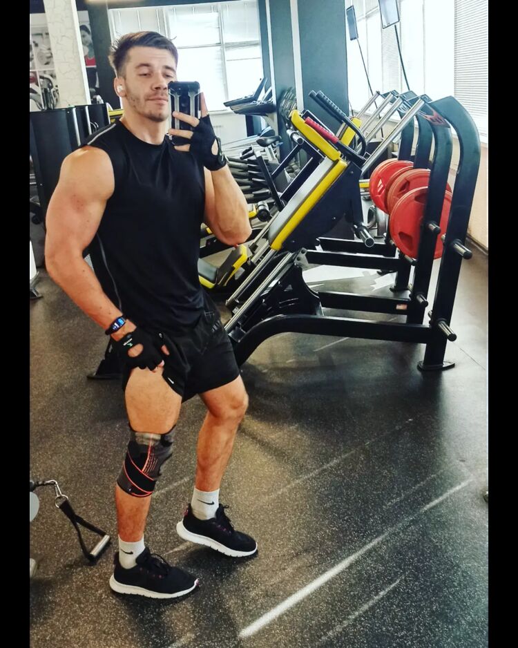  52691164  Alexandr, 29 ,    