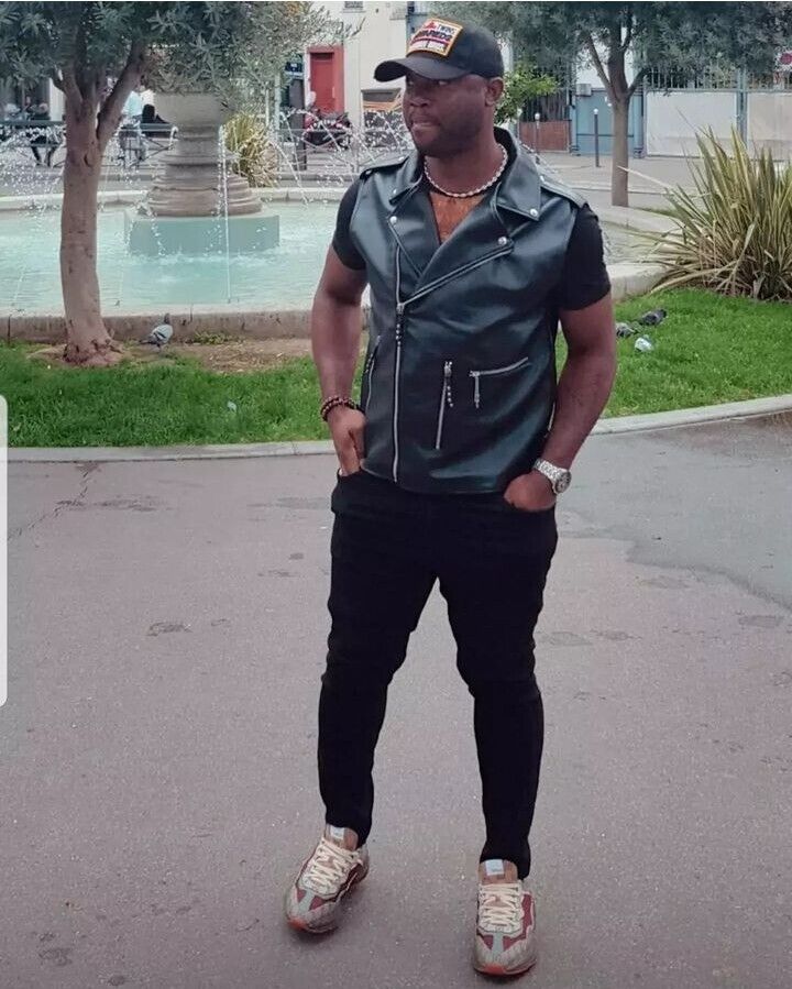  42792844  , 36 ,    