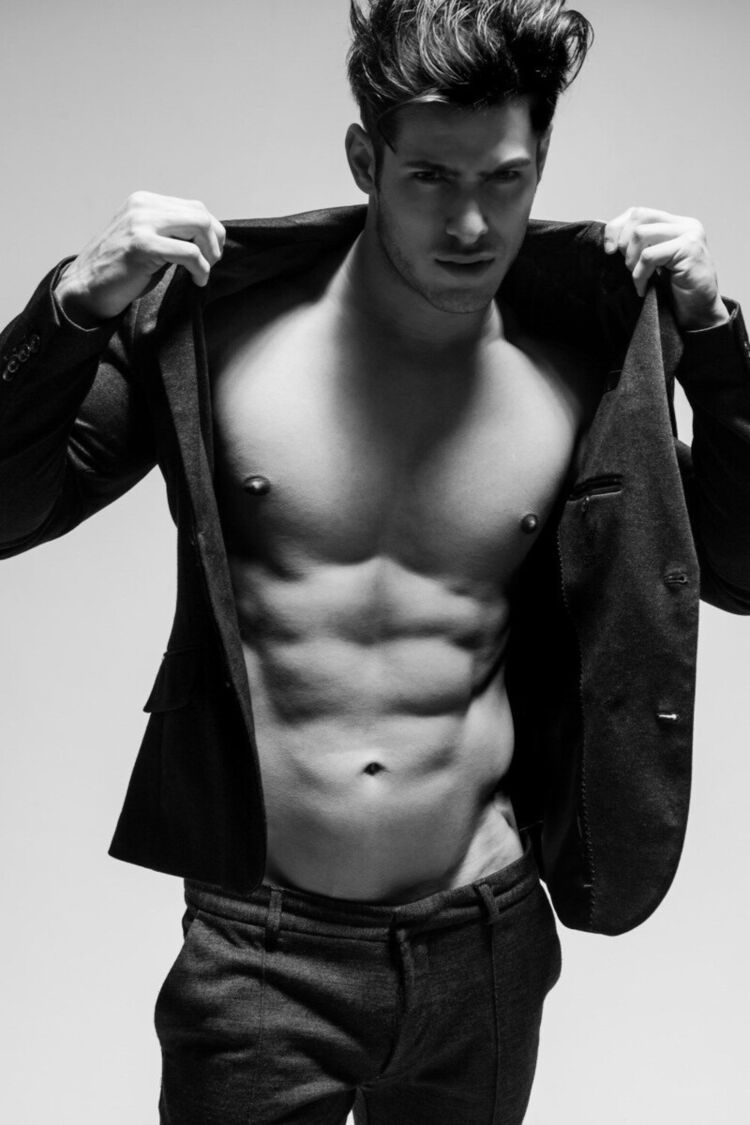  20981894  Botir, 33 ,    