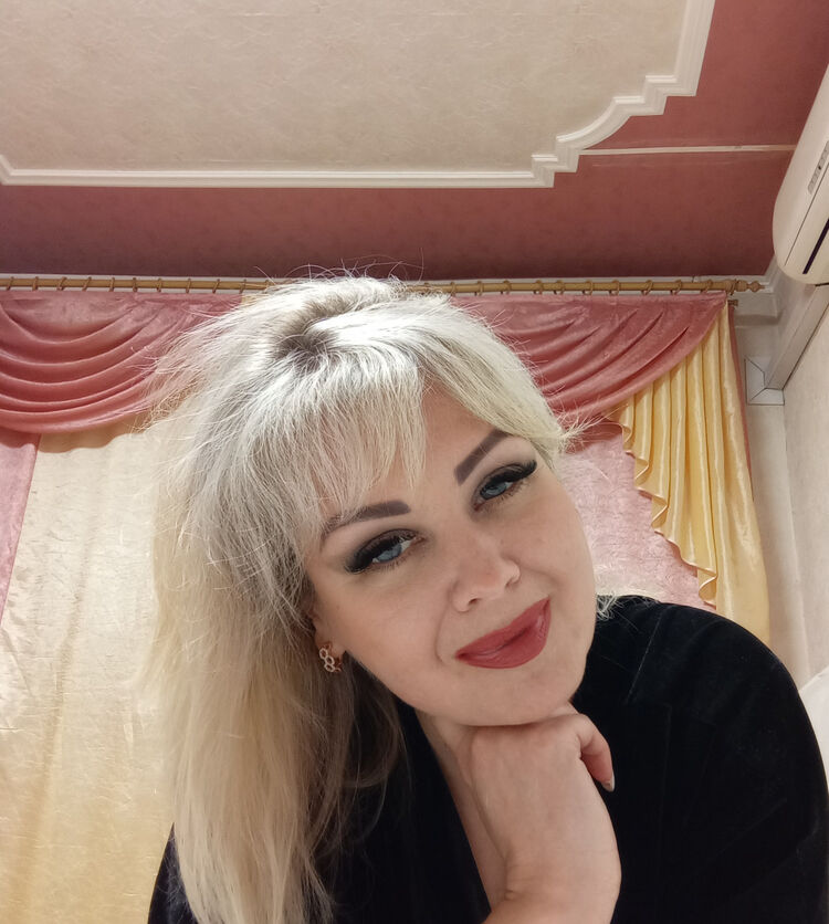  ,   Hanna, 40 ,   ,   , c 