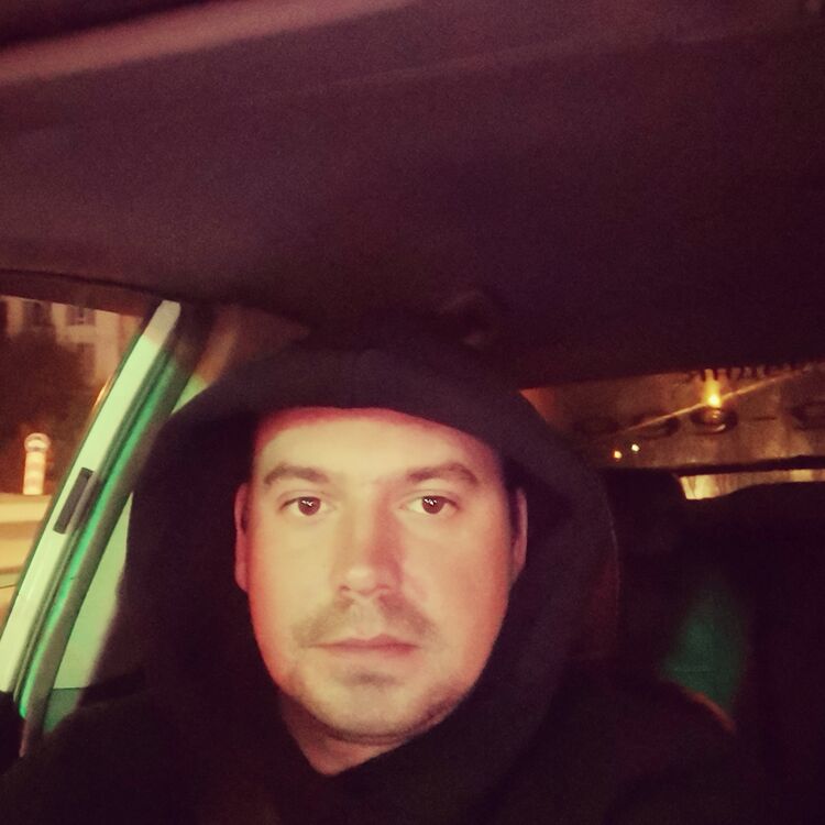  ,   Vyacheslav, 35 ,   ,   