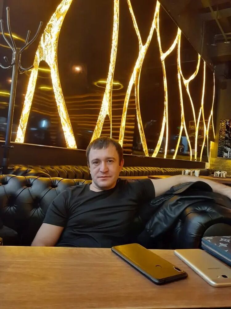 52893474  , 35 ,    