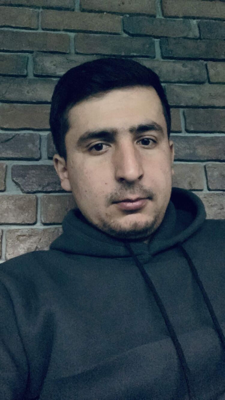  53267714  , 27 ,    