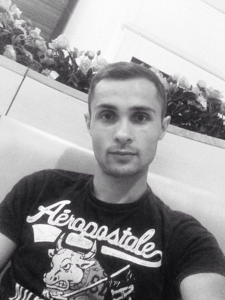  ,   Artur, 31 ,   ,   , c , 