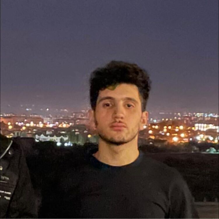  50300304  King, 25 ,    