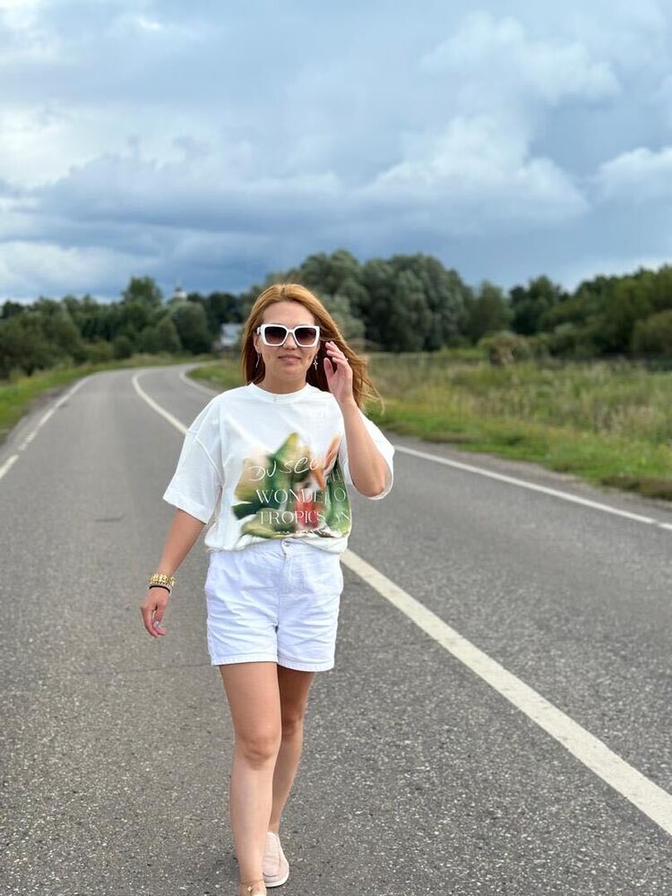 ���������� ������, ���� ������� Mee, 32 ����, ������������ 