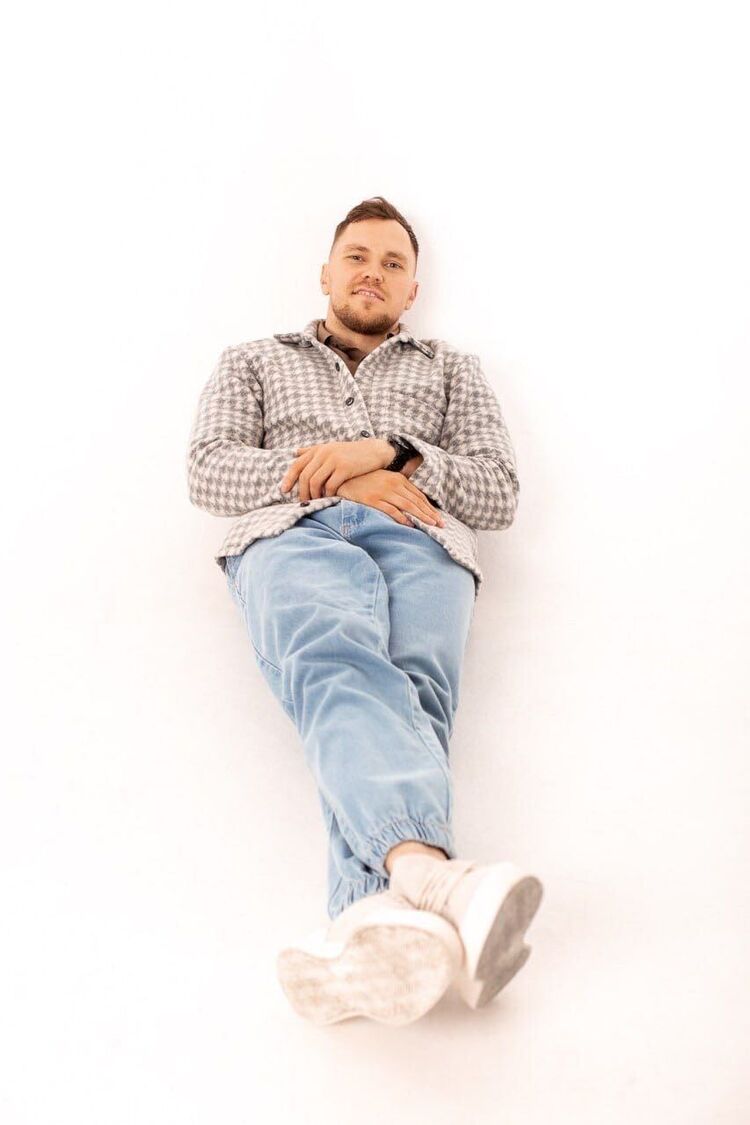  54402304  Casdada, 34 ,    