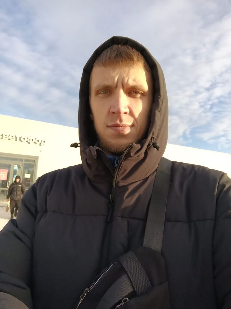 40890664  , 34 ,    