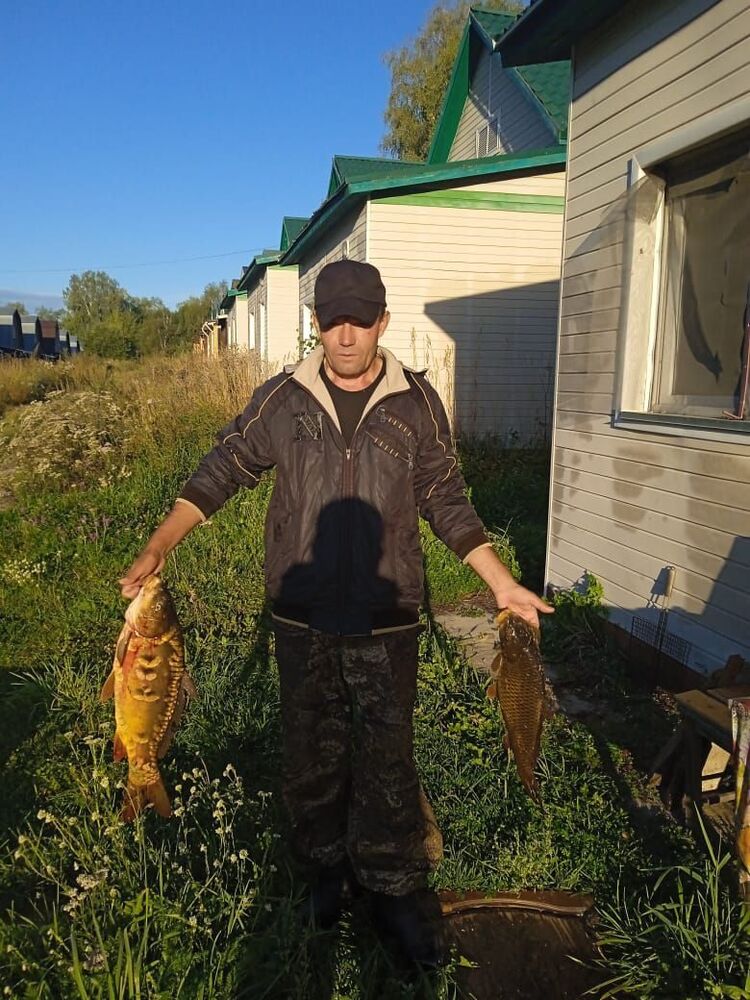  34636124  Anatoly, 53 ,    
