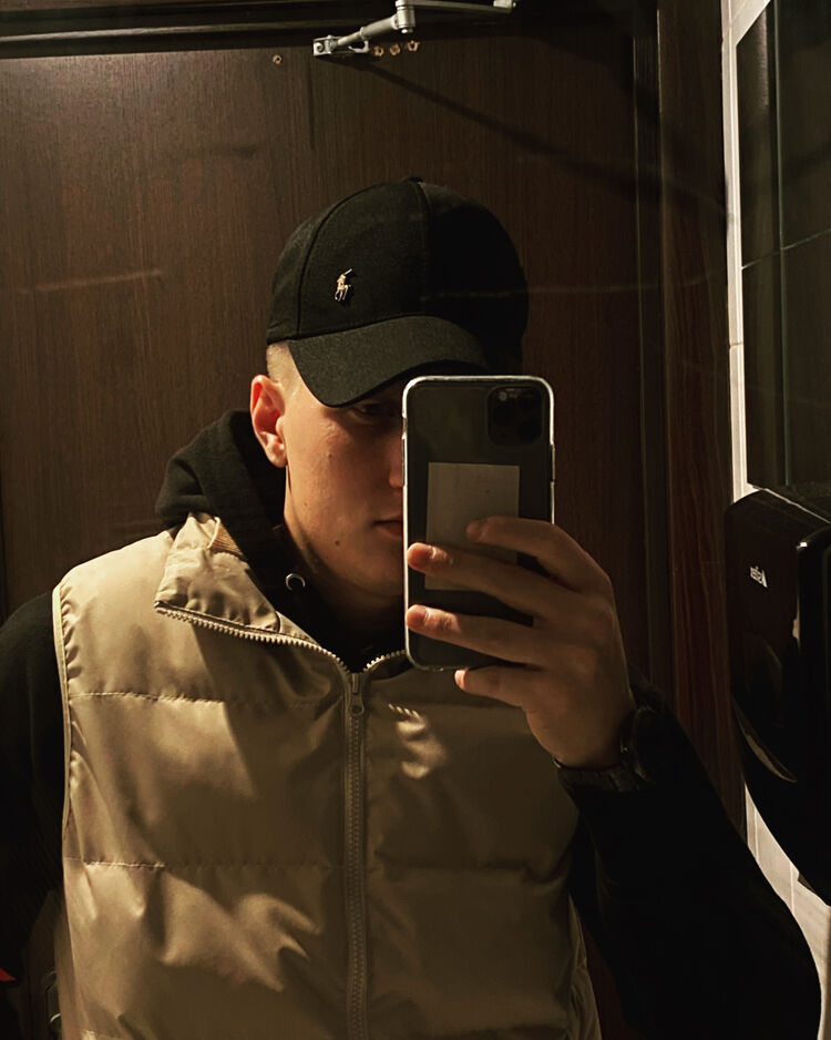  31768874  , 25 ,    -