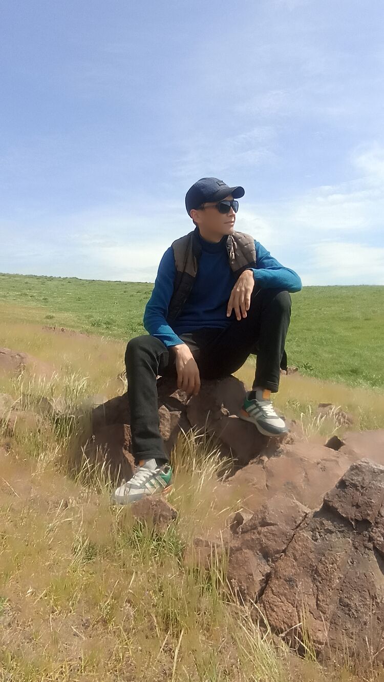  43241444  Oktam, 35 ,    