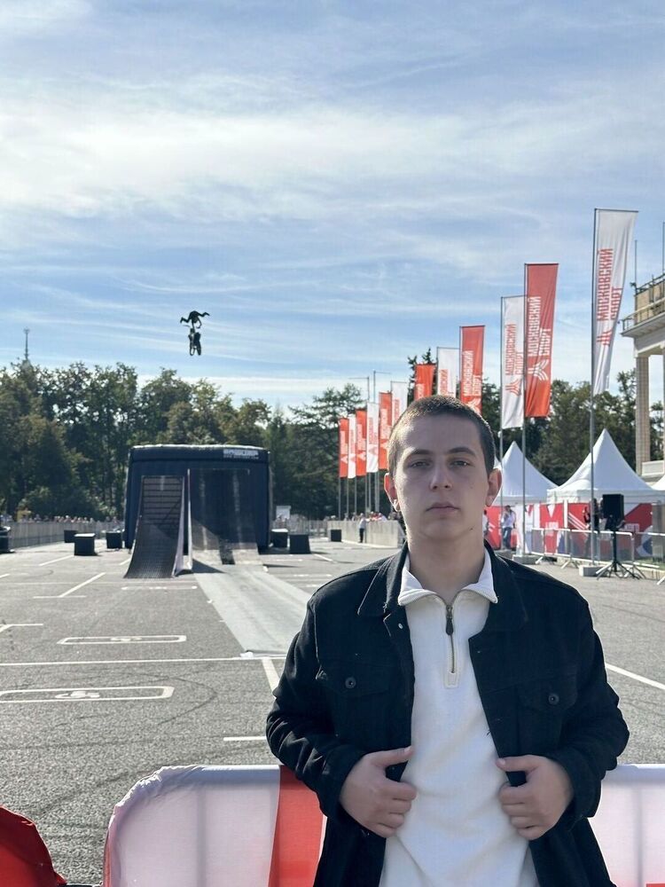 ���� 53679704 ����� ����, 18 ���, ���� ���������� � ������