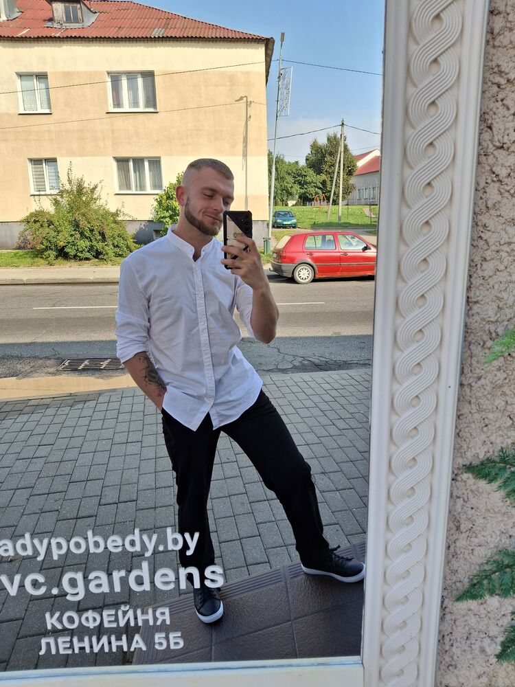  54071184  Evgeny, 26 ,    