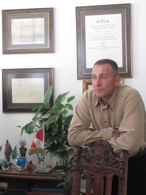  4834284  Gennadij, 54 ,    