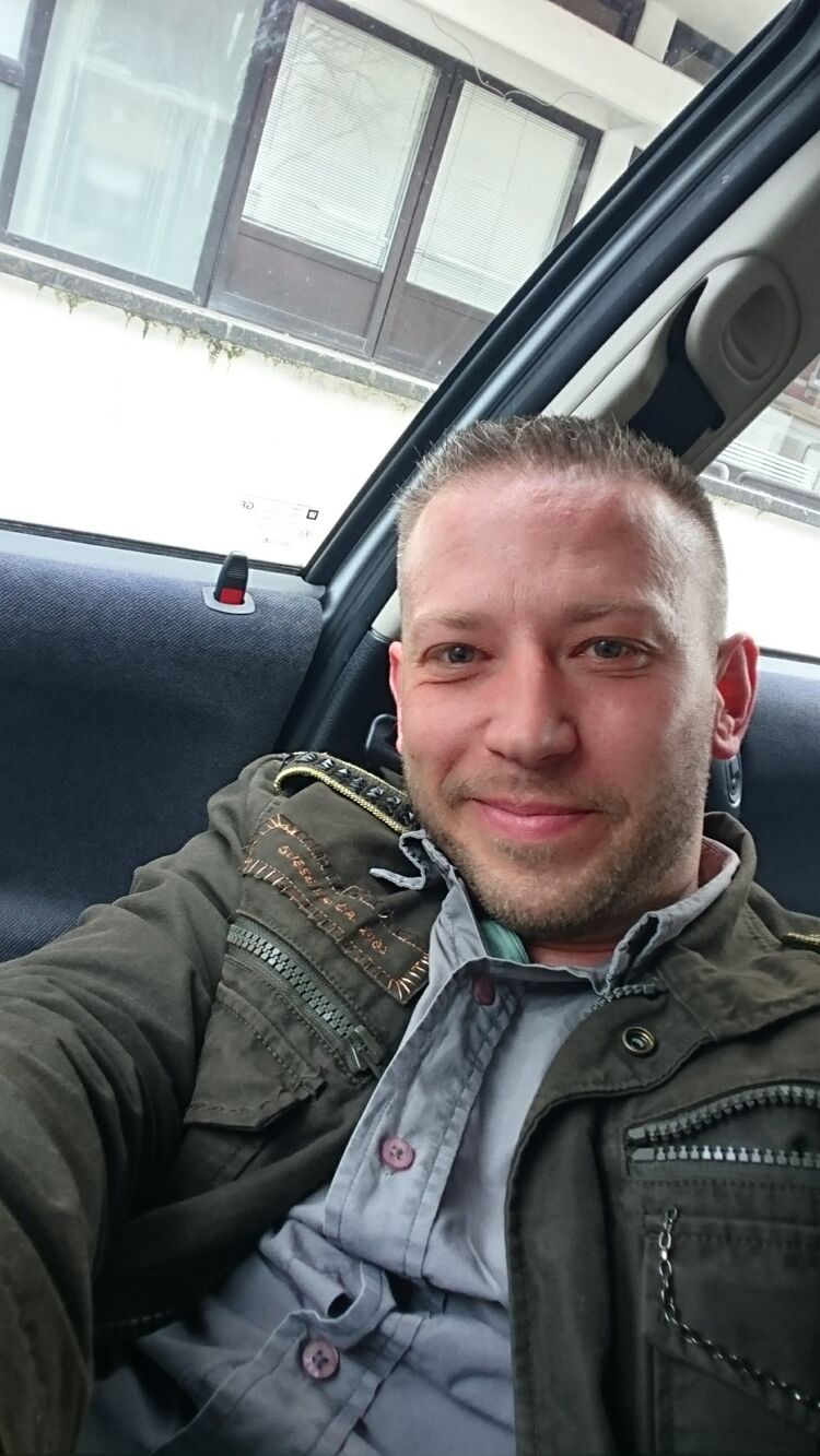  ,   Dmitrij, 41 ,   ,   , c 