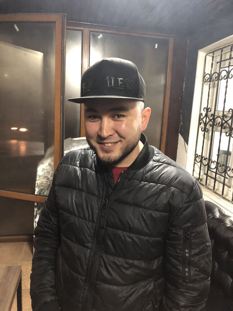  ,   Azamat, 35 ,     , c 