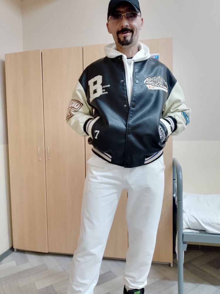  ,   , 52 ,   c , 