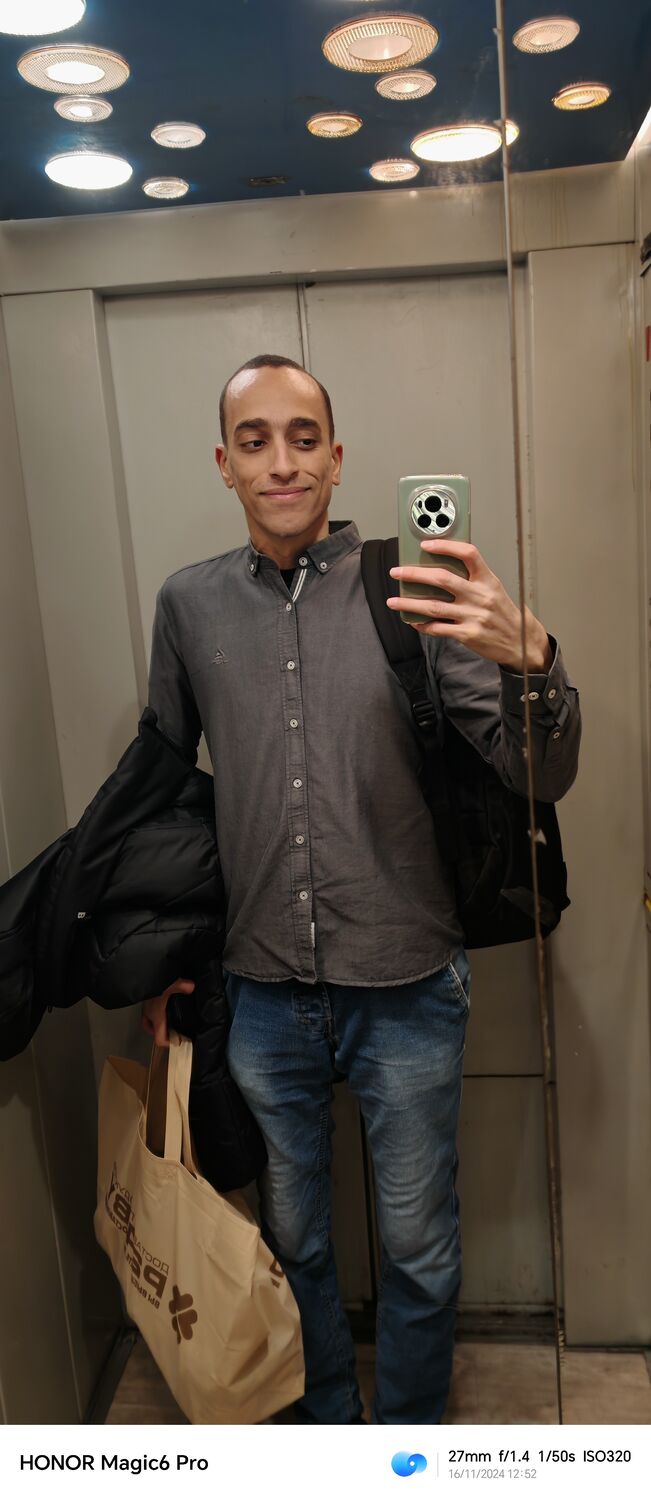  48876774  , 31 ,    
