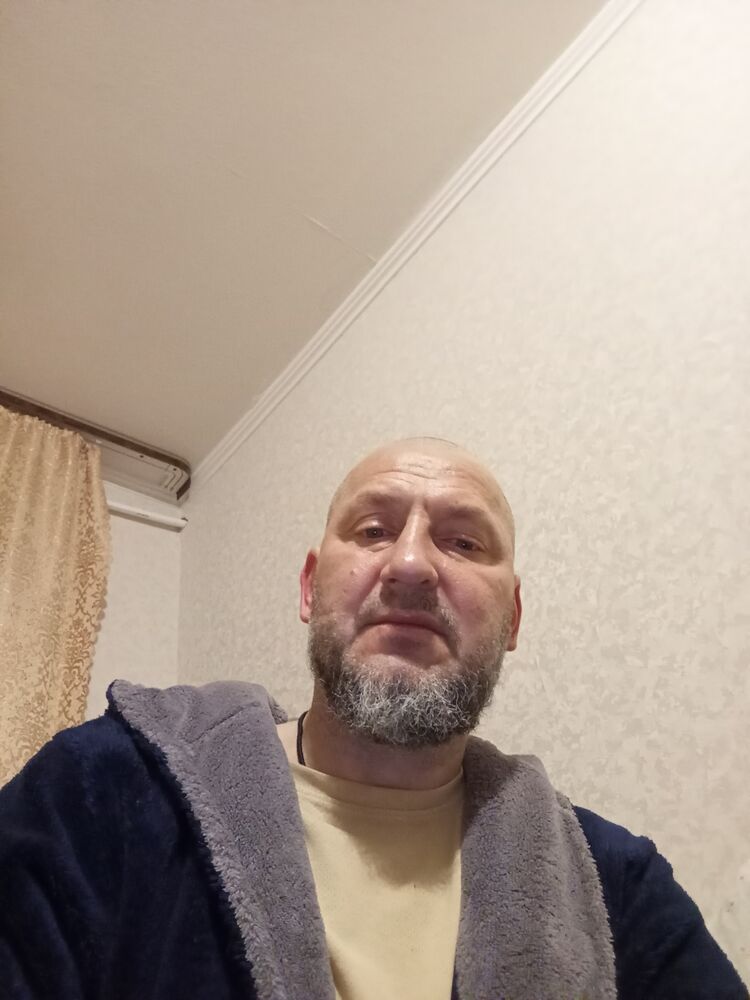  41128464  , 48 ,    