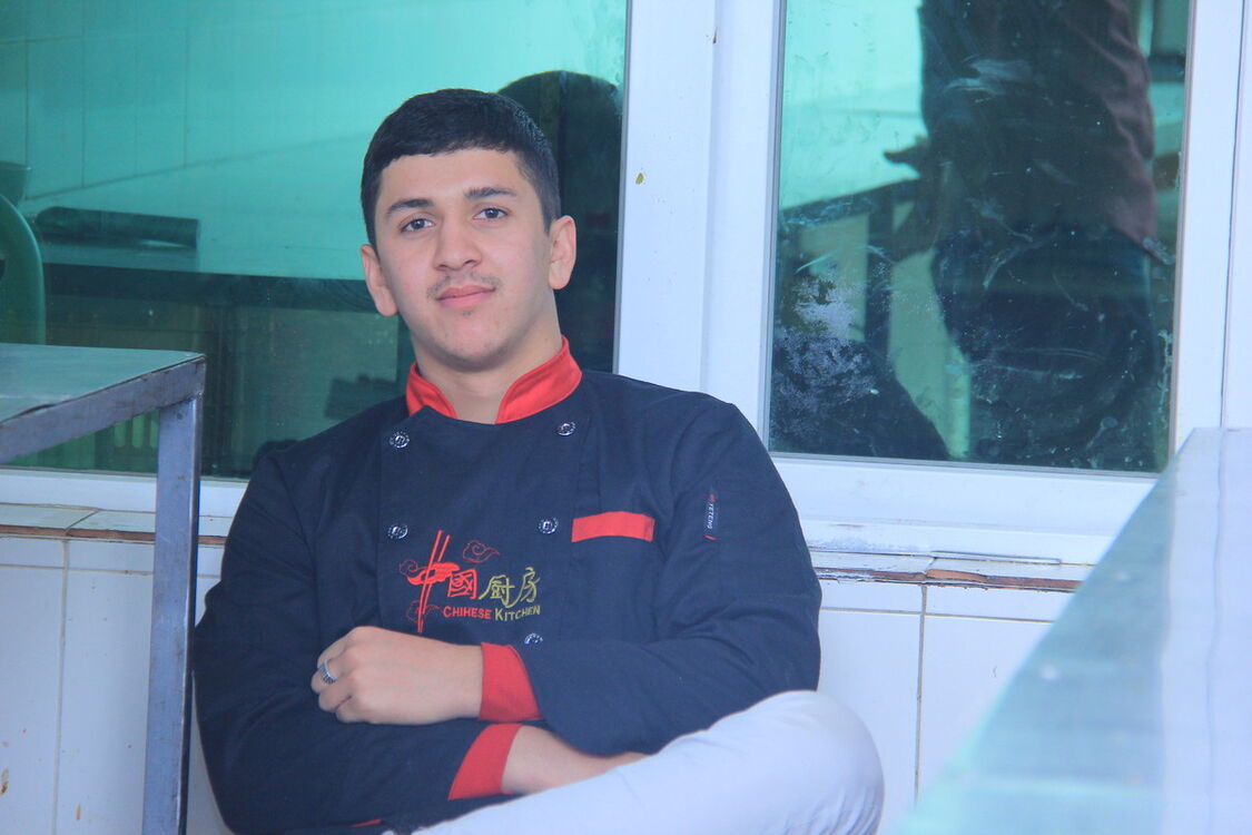  13998464  Farik, 28 ,    