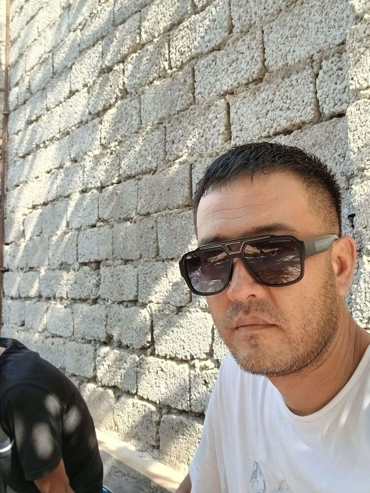  54519904  Janibek, 39 ,    