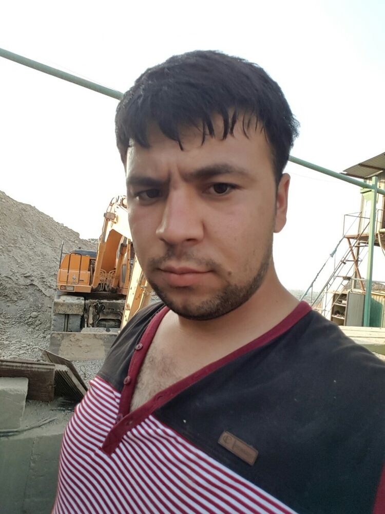  8105914  Ahror, 46 ,    