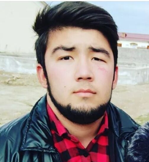  33205674  Bekzod, 23 ,    