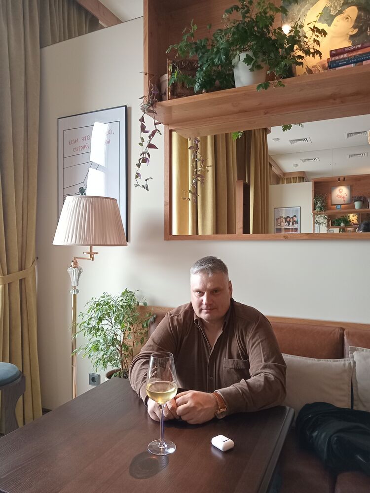  ,   Evgeny, 47 ,   ,   , c 