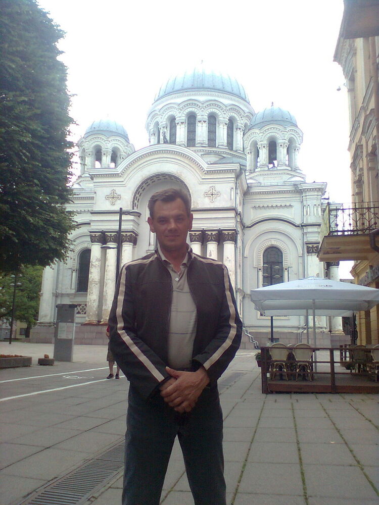  ,   Vitalij, 51 ,   ,   , c 