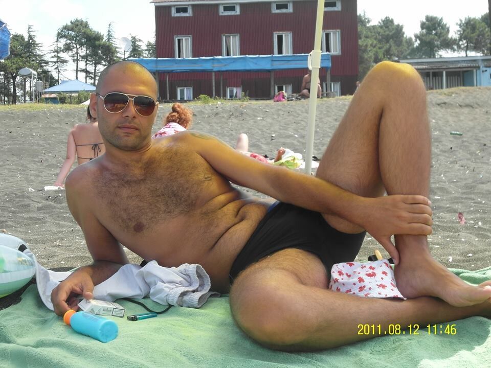  6079854  Maks, 41 ,    
