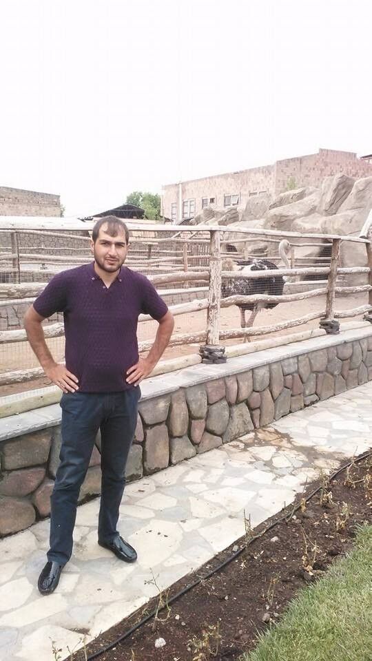  8129294  ERVAND, 43 ,    