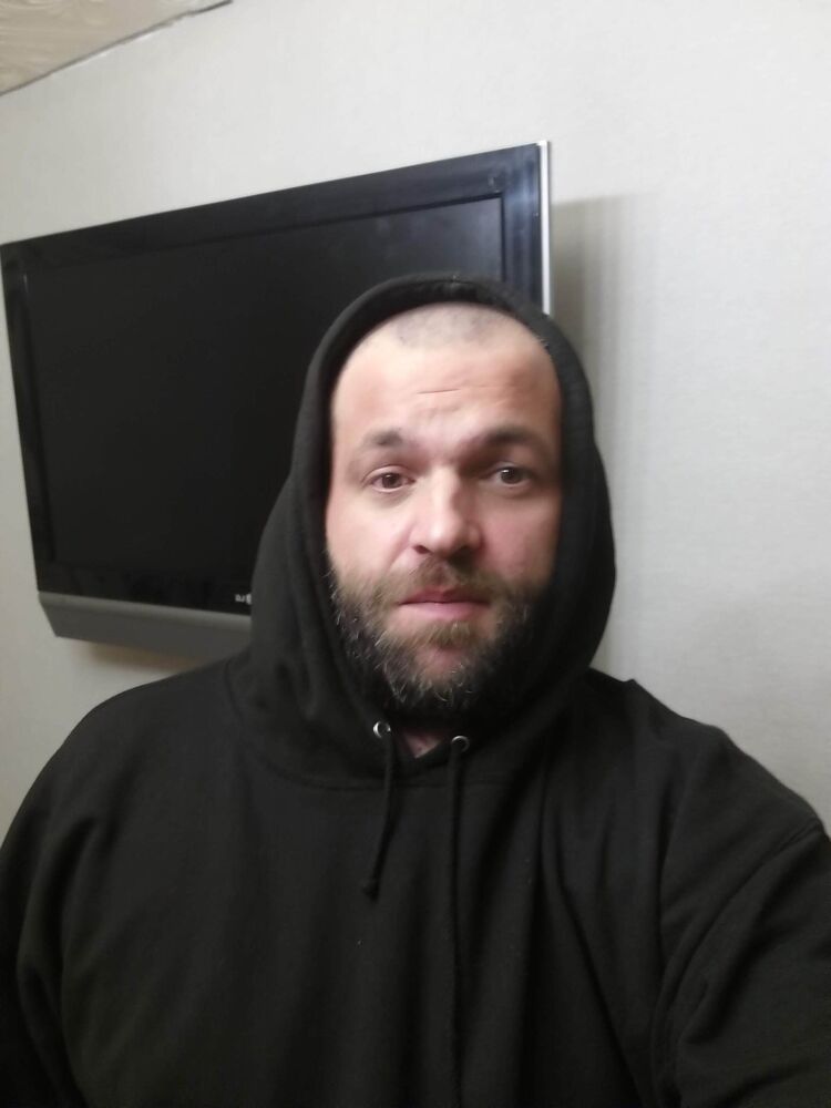  25241114  Vitaliy, 42 ,    