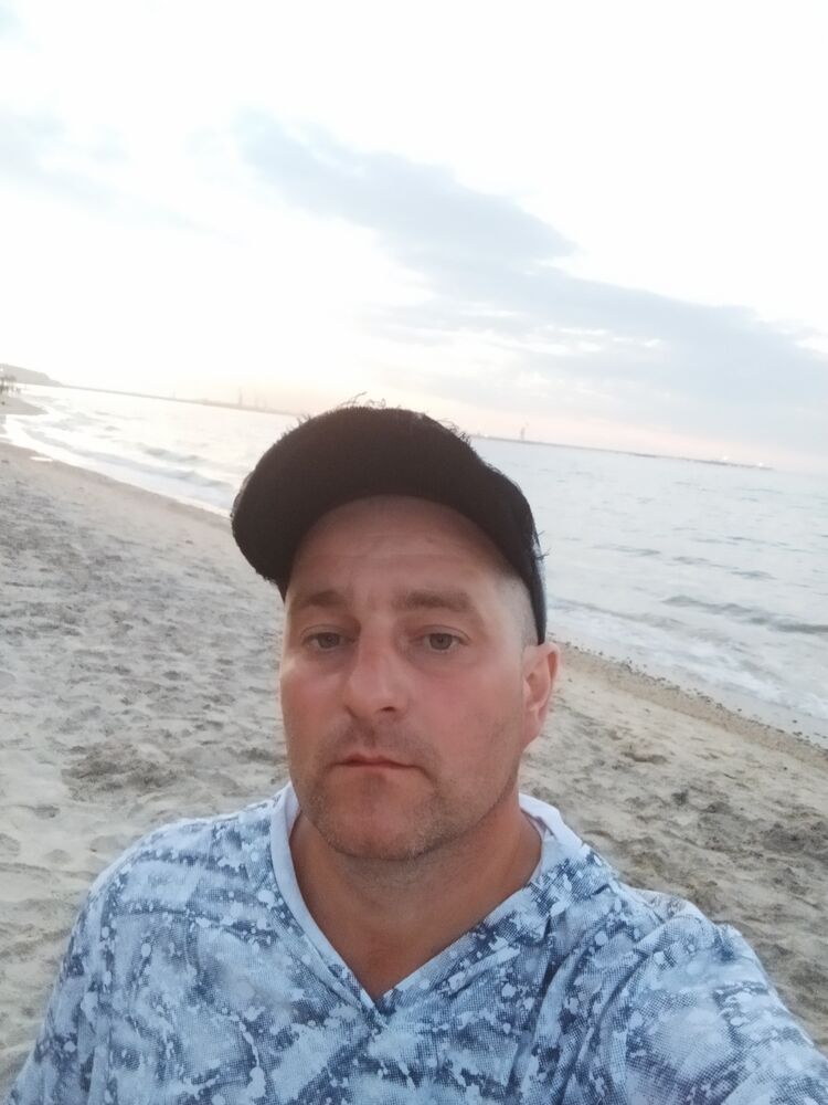 ���������� �������, ���� ������� WHO AM I, 39 ���, ������������ ��� ������, ����� � ���������, c�������� ���������