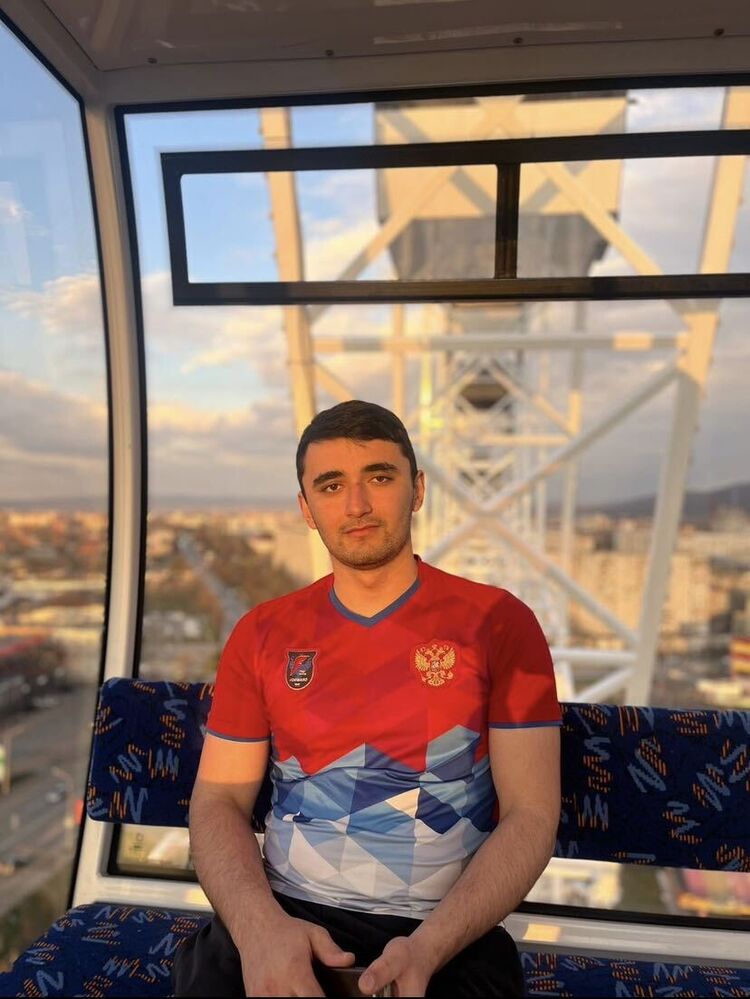  53379804  Aslan, 27 ,    