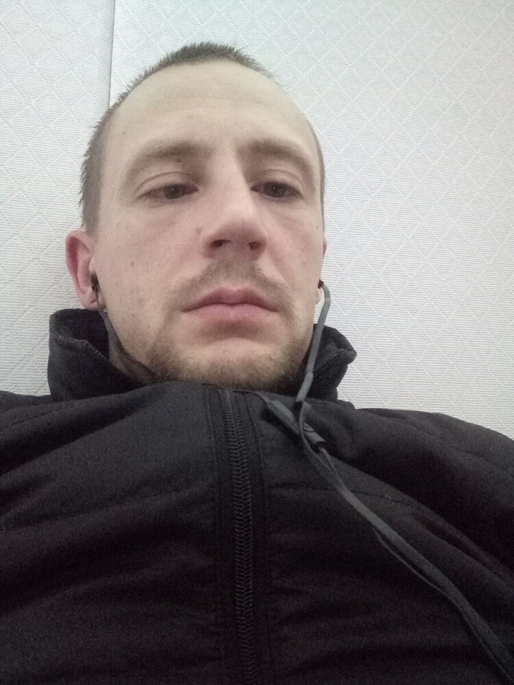  21085424  , 37 ,    