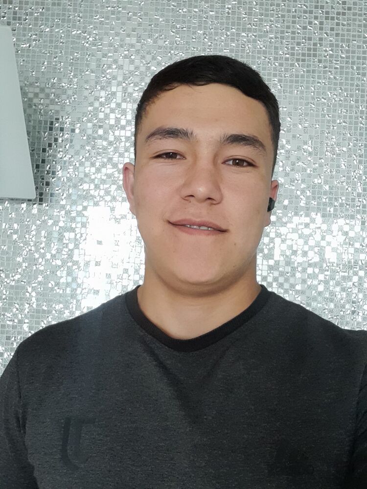  ,   Dima, 22 ,   ,   