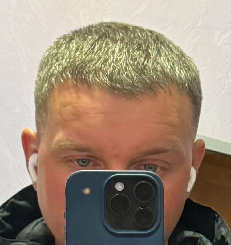  49072094  , 42 ,    --